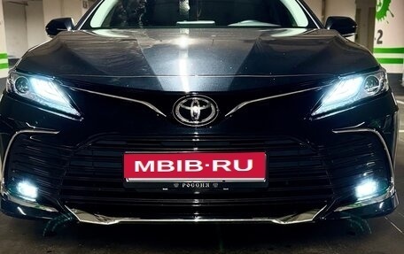 Toyota Camry, 2023 год, 3 550 000 рублей, 3 фотография