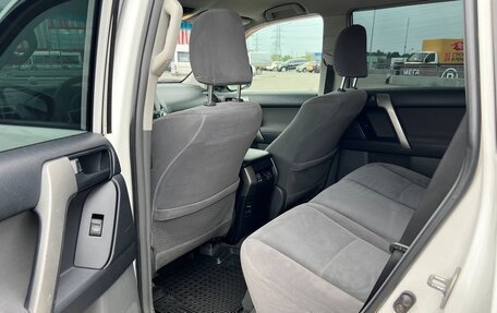 Toyota Land Cruiser Prado 150 рестайлинг 2, 2010 год, 2 450 000 рублей, 10 фотография