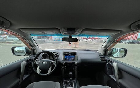 Toyota Land Cruiser Prado 150 рестайлинг 2, 2010 год, 2 450 000 рублей, 14 фотография