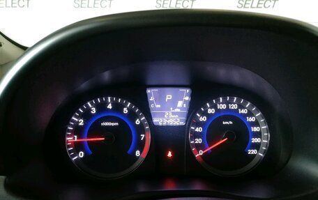 Hyundai Solaris II рестайлинг, 2013 год, 605 000 рублей, 19 фотография
