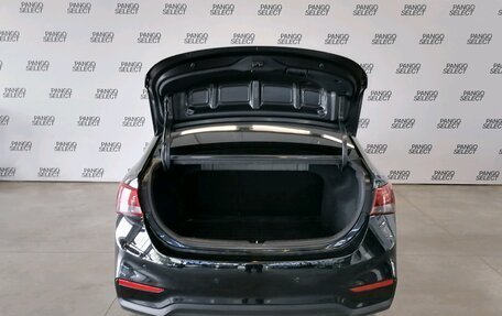 Hyundai Solaris II рестайлинг, 2018 год, 1 240 000 рублей, 11 фотография