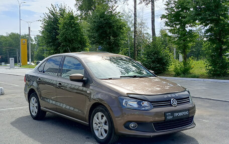 Volkswagen Polo VI (EU Market), 2015 год, 881 000 рублей, 3 фотография