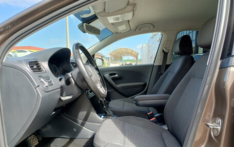 Volkswagen Polo VI (EU Market), 2015 год, 881 000 рублей, 20 фотография