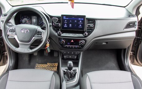 Hyundai Solaris II рестайлинг, 2022 год, 1 675 000 рублей, 17 фотография