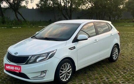 KIA Rio III рестайлинг, 2014 год, 950 000 рублей, 2 фотография
