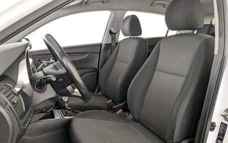 KIA Rio IV, 2021 год, 1 225 000 рублей, 17 фотография