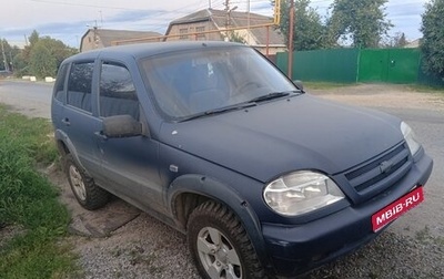 Chevrolet Niva I рестайлинг, 2004 год, 325 000 рублей, 1 фотография