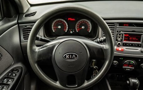 KIA Rio II, 2011 год, 700 000 рублей, 16 фотография