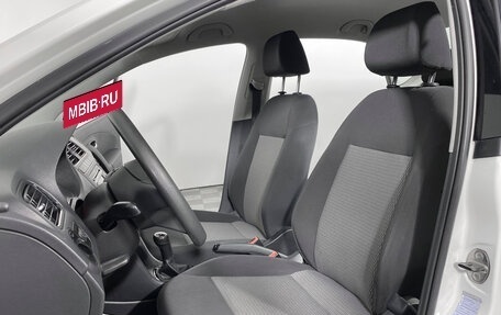 Volkswagen Polo VI (EU Market), 2012 год, 739 000 рублей, 11 фотография