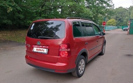 Volkswagen Touran III, 2010 год, 500 000 рублей, 5 фотография