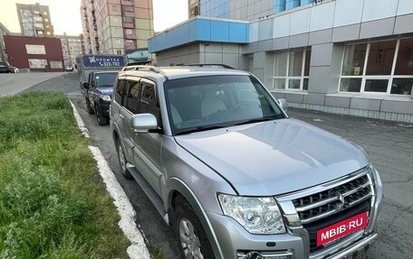 Mitsubishi Pajero IV, 2014 год, 2 500 000 рублей, 7 фотография