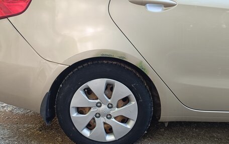 KIA Rio III рестайлинг, 2014 год, 860 000 рублей, 17 фотография