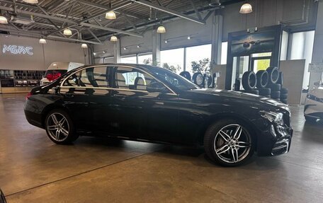 Mercedes-Benz E-Класс, 2018 год, 3 195 000 рублей, 2 фотография