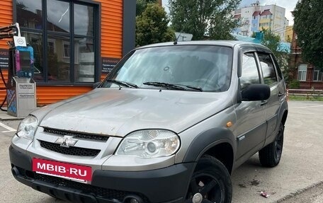 Chevrolet Niva I рестайлинг, 2009 год, 320 000 рублей, 10 фотография