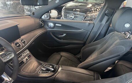 Mercedes-Benz E-Класс, 2018 год, 3 195 000 рублей, 7 фотография