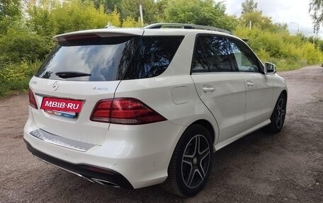 Mercedes-Benz GLE, 2015 год, 3 304 000 рублей, 3 фотография