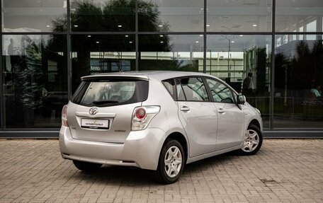 Toyota Verso I, 2011 год, 1 300 000 рублей, 2 фотография
