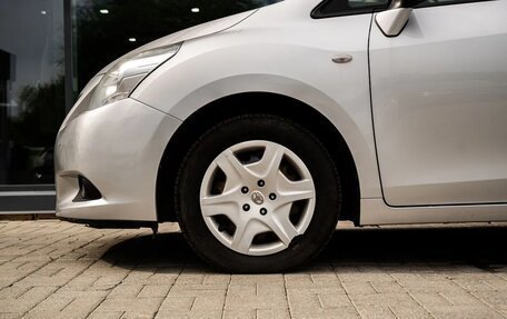 Toyota Verso I, 2011 год, 1 300 000 рублей, 9 фотография