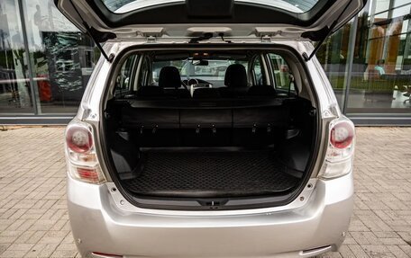 Toyota Verso I, 2011 год, 1 300 000 рублей, 23 фотография