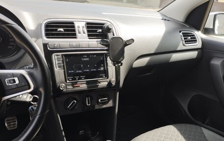 Volkswagen Polo VI (EU Market), 2018 год, 1 360 000 рублей, 15 фотография