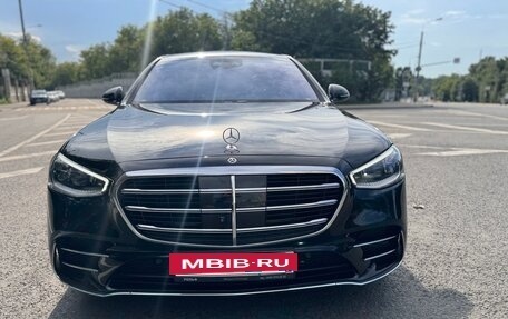 Mercedes-Benz S-Класс, 2022 год, 13 200 000 рублей, 3 фотография
