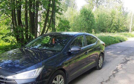 Hyundai Elantra VI рестайлинг, 2019 год, 1 100 000 рублей, 3 фотография
