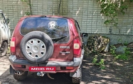 Chevrolet Niva I рестайлинг, 2004 год, 600 000 рублей, 2 фотография