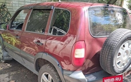 Chevrolet Niva I рестайлинг, 2004 год, 600 000 рублей, 6 фотография