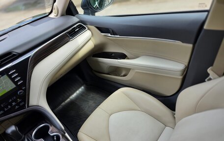 Toyota Camry, 2019 год, 2 799 999 рублей, 38 фотография