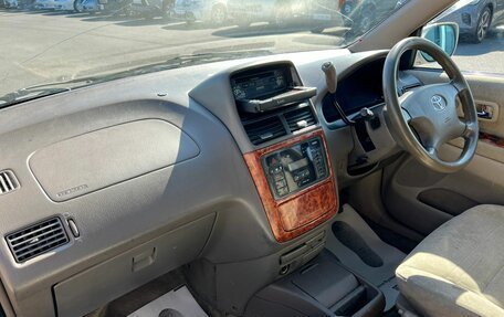 Toyota Gaia, 2003 год, 449 000 рублей, 13 фотография