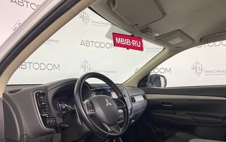 Mitsubishi Outlander III рестайлинг 3, 2013 год, 1 399 900 рублей, 7 фотография