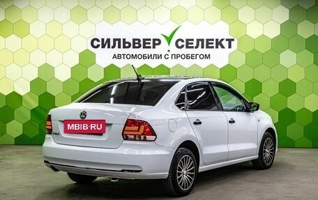 Volkswagen Polo VI (EU Market), 2018 год, 1 100 000 рублей, 2 фотография