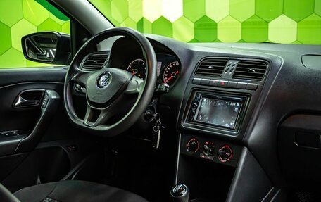 Volkswagen Polo VI (EU Market), 2018 год, 1 100 000 рублей, 14 фотография
