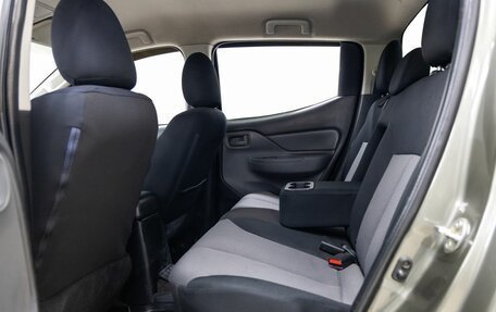 Mitsubishi L200 IV рестайлинг, 2015 год, 1 658 000 рублей, 31 фотография