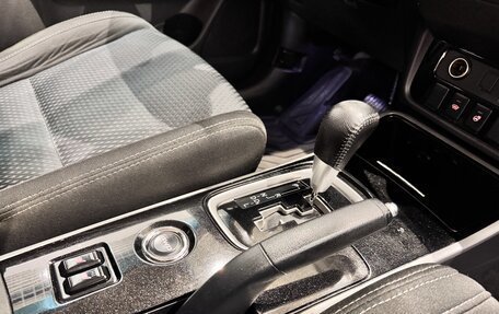 Mitsubishi Outlander III рестайлинг 3, 2018 год, 1 699 000 рублей, 16 фотография