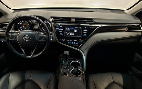Toyota Camry, 2020 год, 2 869 000 рублей, 7 фотография