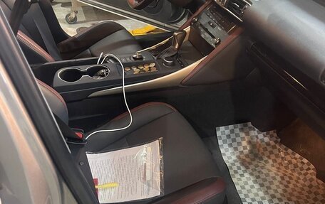 Lexus IS III, 2019 год, 2 400 000 рублей, 2 фотография