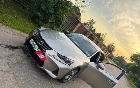 Lexus IS III, 2019 год, 2 400 000 рублей, 4 фотография