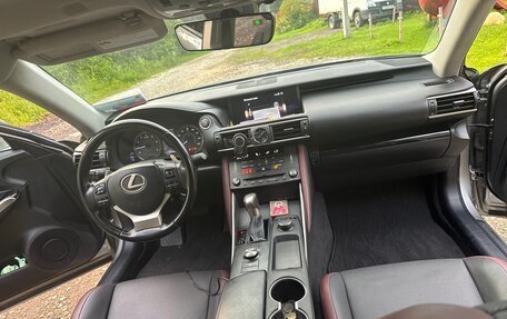 Lexus IS III, 2019 год, 2 400 000 рублей, 7 фотография