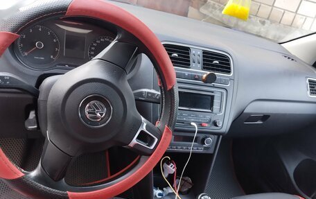 Volkswagen Polo VI (EU Market), 2013 год, 720 000 рублей, 7 фотография