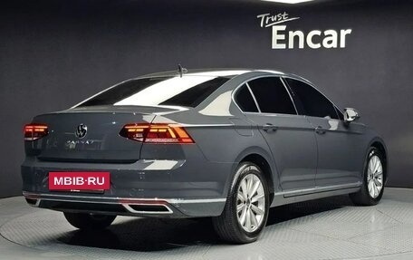 Volkswagen Passat B8 рестайлинг, 2021 год, 2 009 724 рублей, 2 фотография