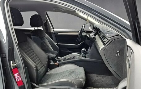 Volkswagen Passat B8 рестайлинг, 2021 год, 2 009 724 рублей, 10 фотография