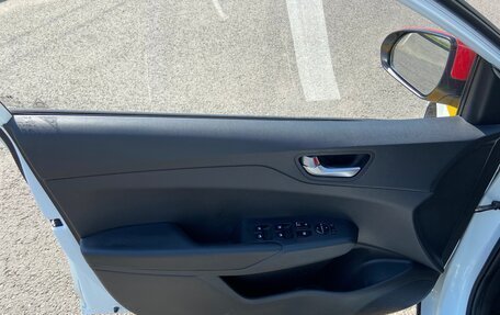 Hyundai Solaris II рестайлинг, 2020 год, 918 000 рублей, 7 фотография