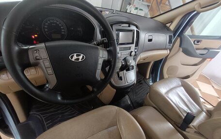 Hyundai Grand Starex Grand Starex I рестайлинг 2, 2010 год, 1 570 000 рублей, 8 фотография