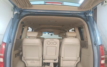 Hyundai Grand Starex Grand Starex I рестайлинг 2, 2010 год, 1 570 000 рублей, 15 фотография