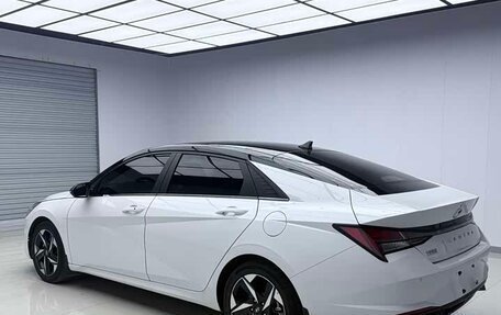 Hyundai Elantra, 2021 год, 1 980 000 рублей, 6 фотография