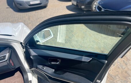 Mercedes-Benz E-Класс, 2014 год, 1 730 000 рублей, 15 фотография
