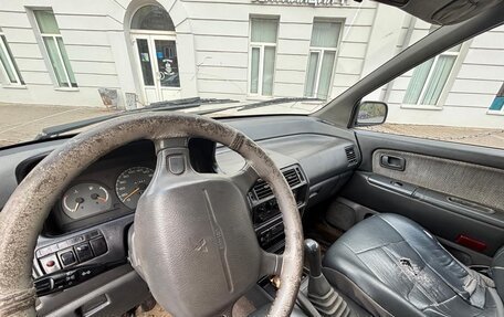 Mitsubishi Space Wagon III, 1996 год, 110 000 рублей, 3 фотография