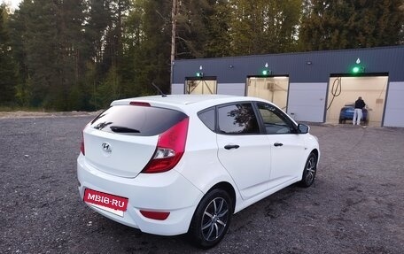 Hyundai Solaris II рестайлинг, 2013 год, 520 000 рублей, 5 фотография