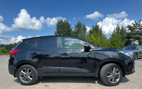 Hyundai ix35 I рестайлинг, 2014 год, 1 150 000 рублей, 2 фотография
